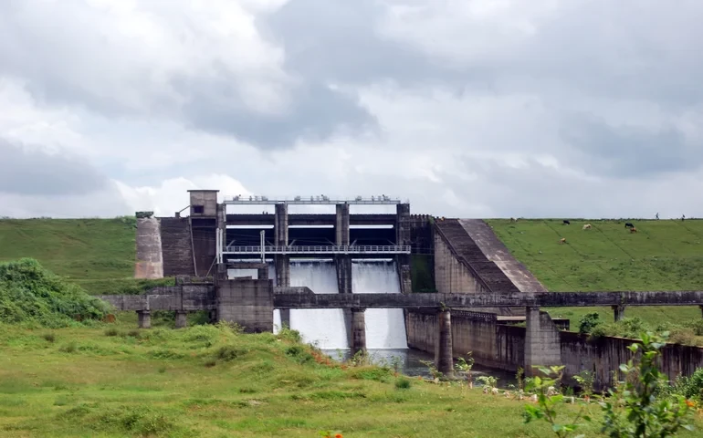 Experience Nature's Beauty at Karapuzha Dam in Wayanad